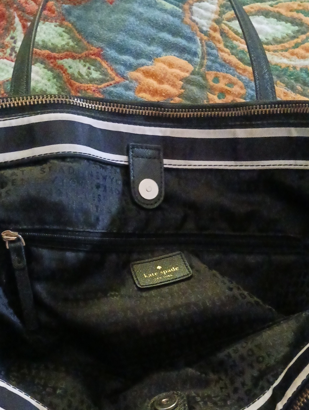 Kate Spade Tote - Picture 6 of 10